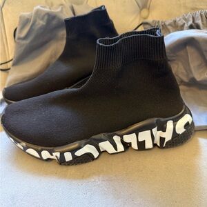 Authentic Balenciaga Graffiti Speed Sock Sneakers Size 6US